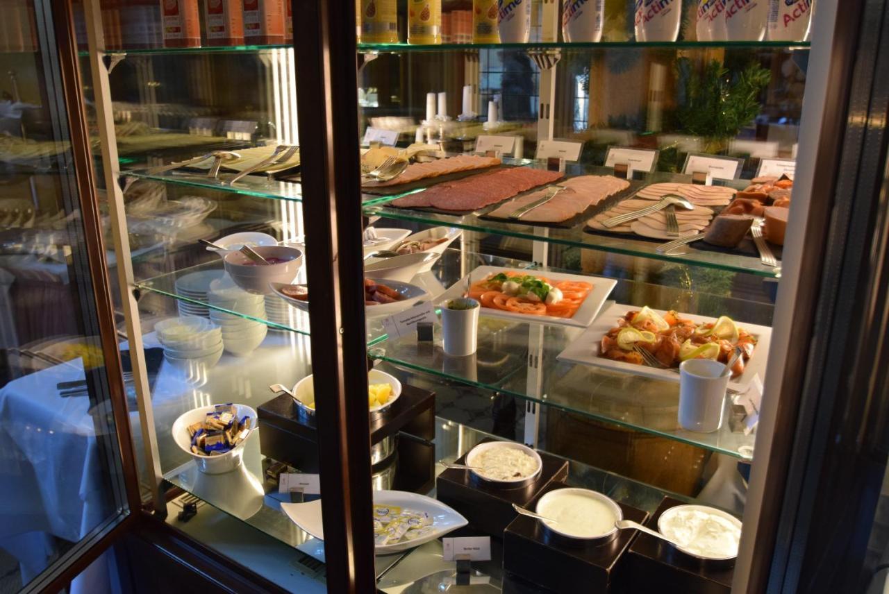 利特霍夫堡罗曼蒂克酒店 凯尔克海姆（陶努斯） 外观 照片